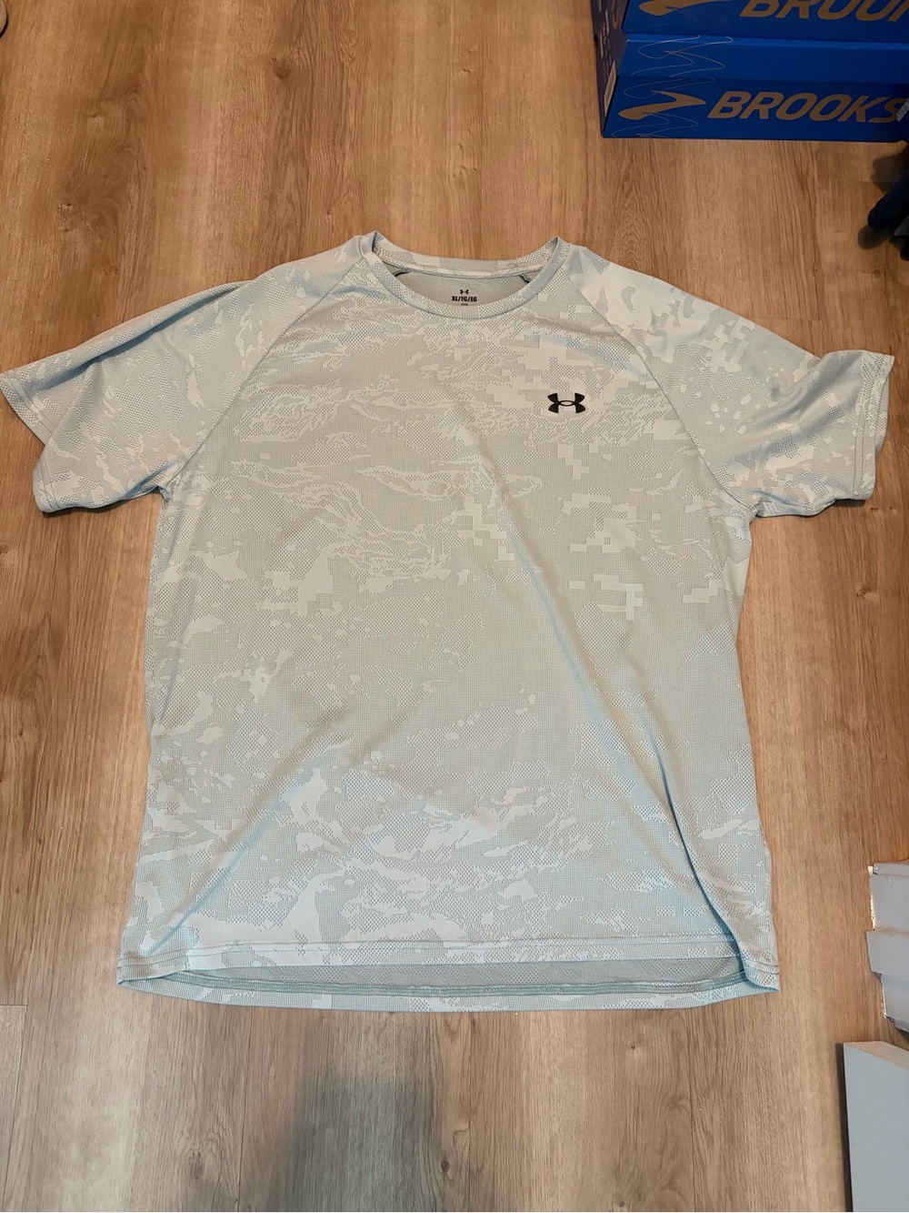 Under Armour Gray Digital Camo Performance Tee